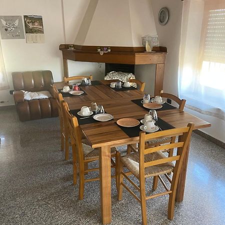 B&B Da Antonella Samugheo Ngoại thất bức ảnh
