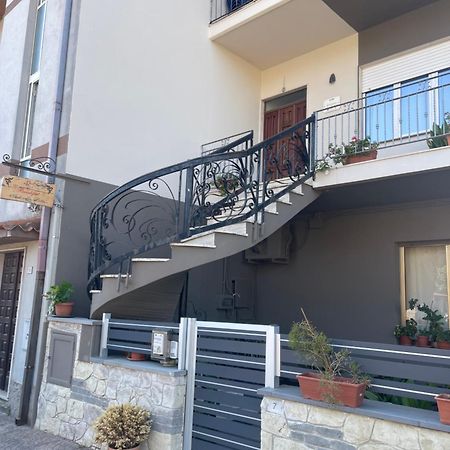 B&B Da Antonella Samugheo Ngoại thất bức ảnh