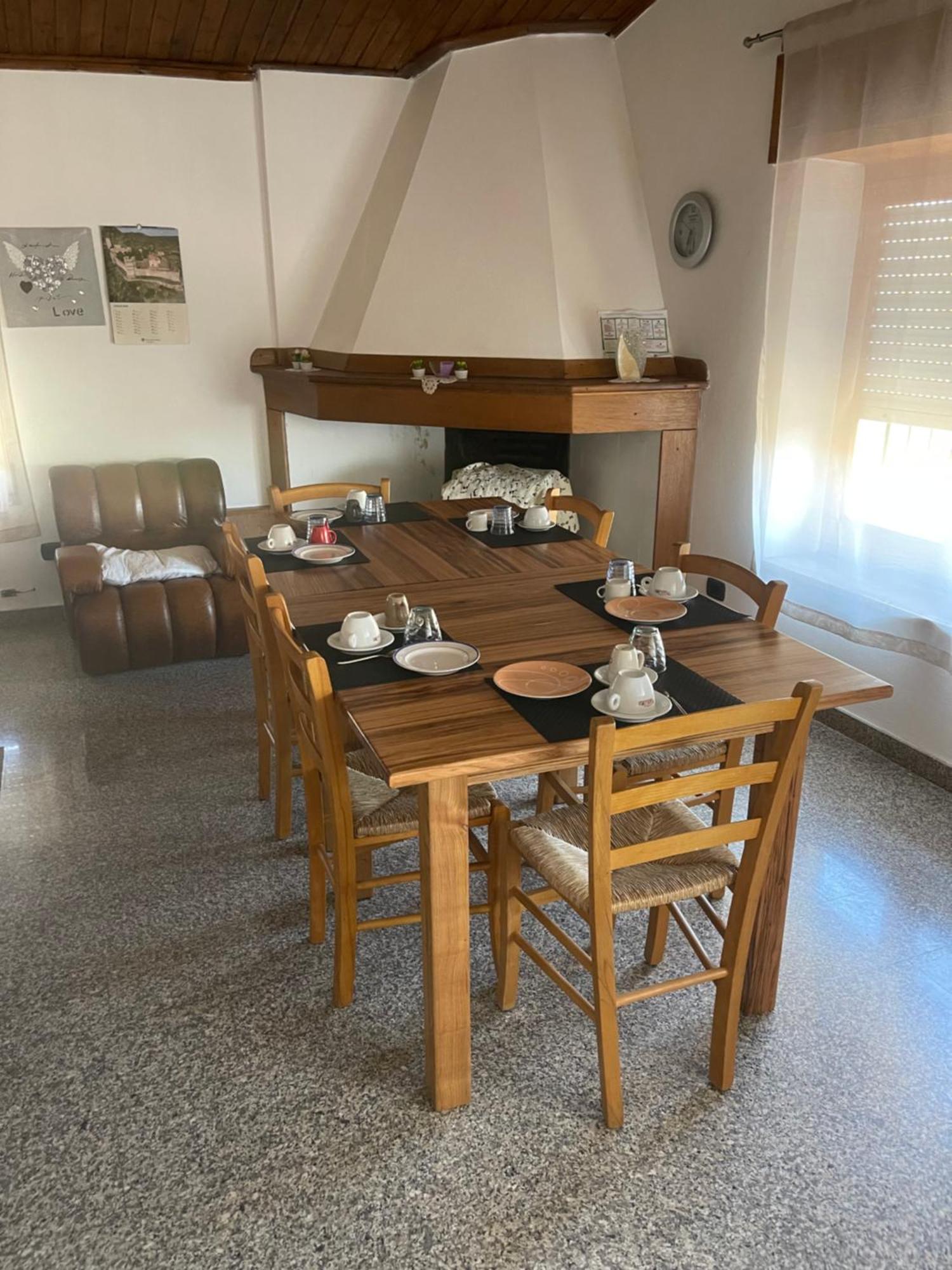 B&B Da Antonella Samugheo Ngoại thất bức ảnh